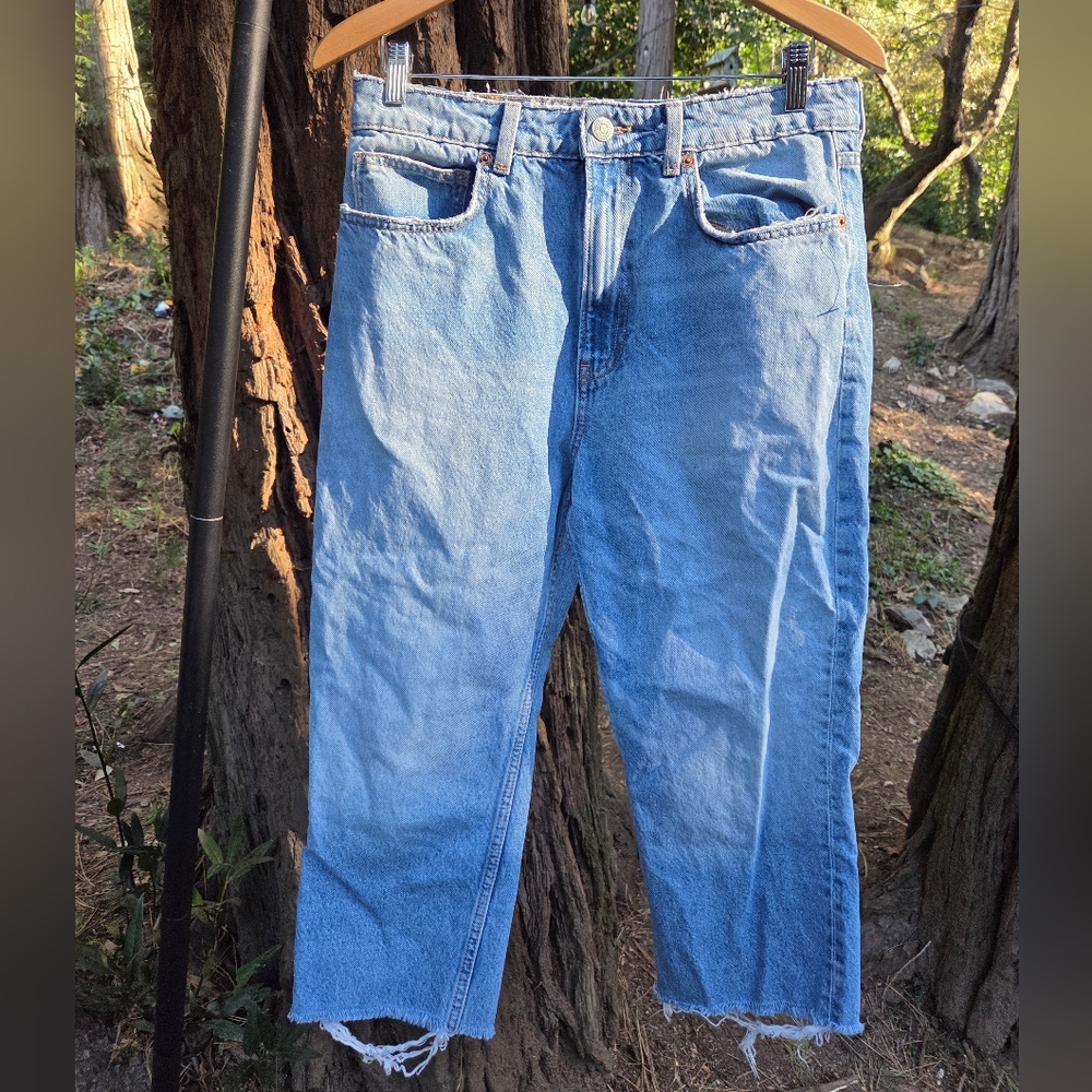 Zara Blue Denim Distressed‎ Jeans Size 10